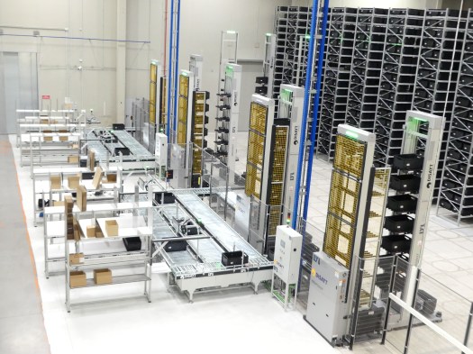 ALMACÉN AUTOMATIZADO GOODS TO PERSON